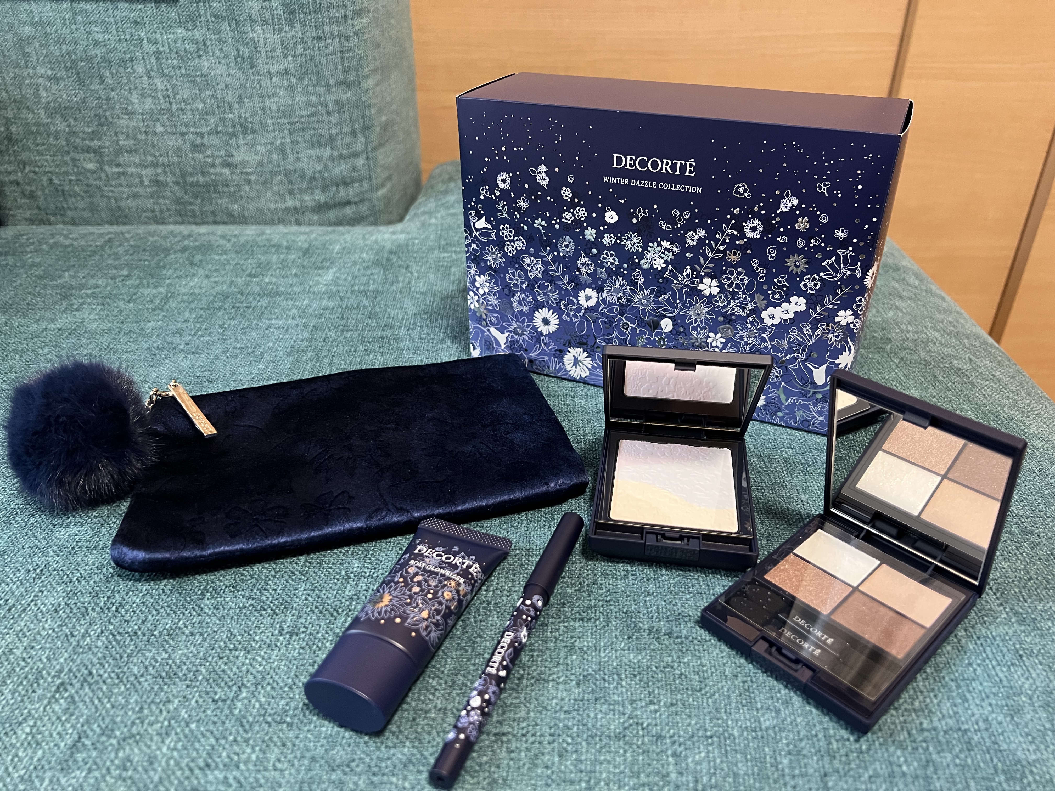 ウィンターダズル コレクション/DECORTÉ/メイクアップキットを使ったクチコミ（3枚目）
