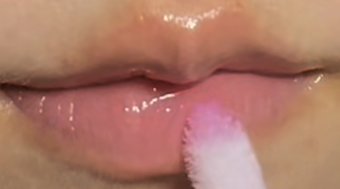 オーマイグロス リップオイル/リンメル ロンドン/リップグロスを使ったクチコミ(2枚目)