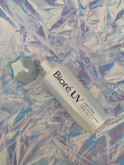 ビオレUV アクアリッチ アクアハイライトローション(水層ハイライトUV)/ビオレ/日焼け止めローションを使ったクチコミ(2枚目)