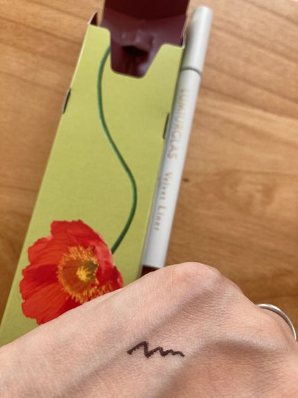 ベルベットライナー/LUMIURGLAS/リキッドアイライナーを使ったクチコミ(3枚目)