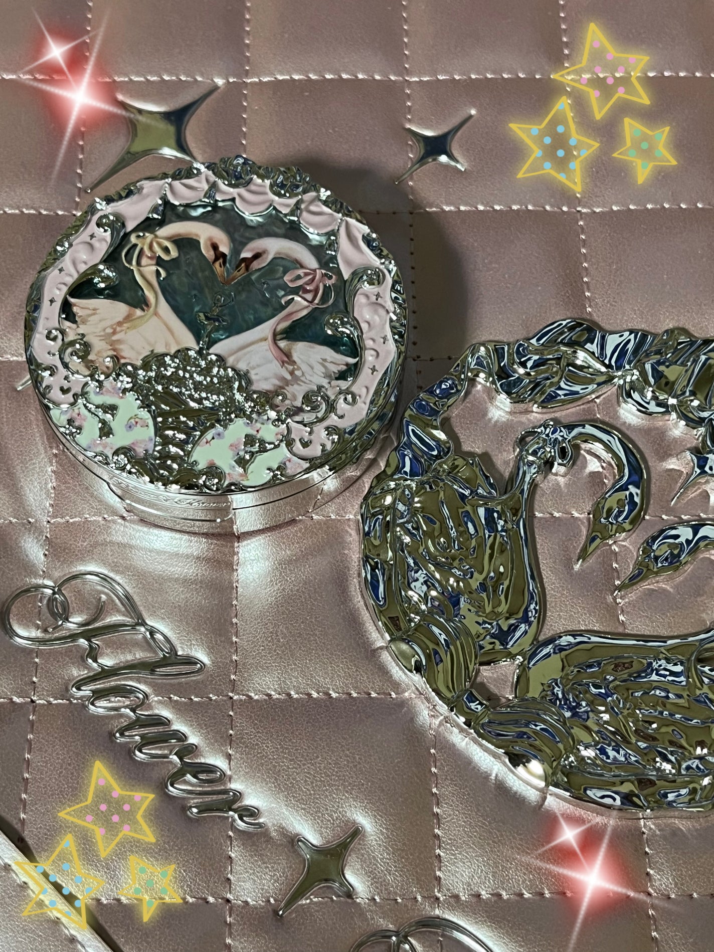 フラワーノーズ スワンバレエシリーズ ブラッシュコンパクト/FlowerKnows/パウダーチークを使ったクチコミ(5枚目)