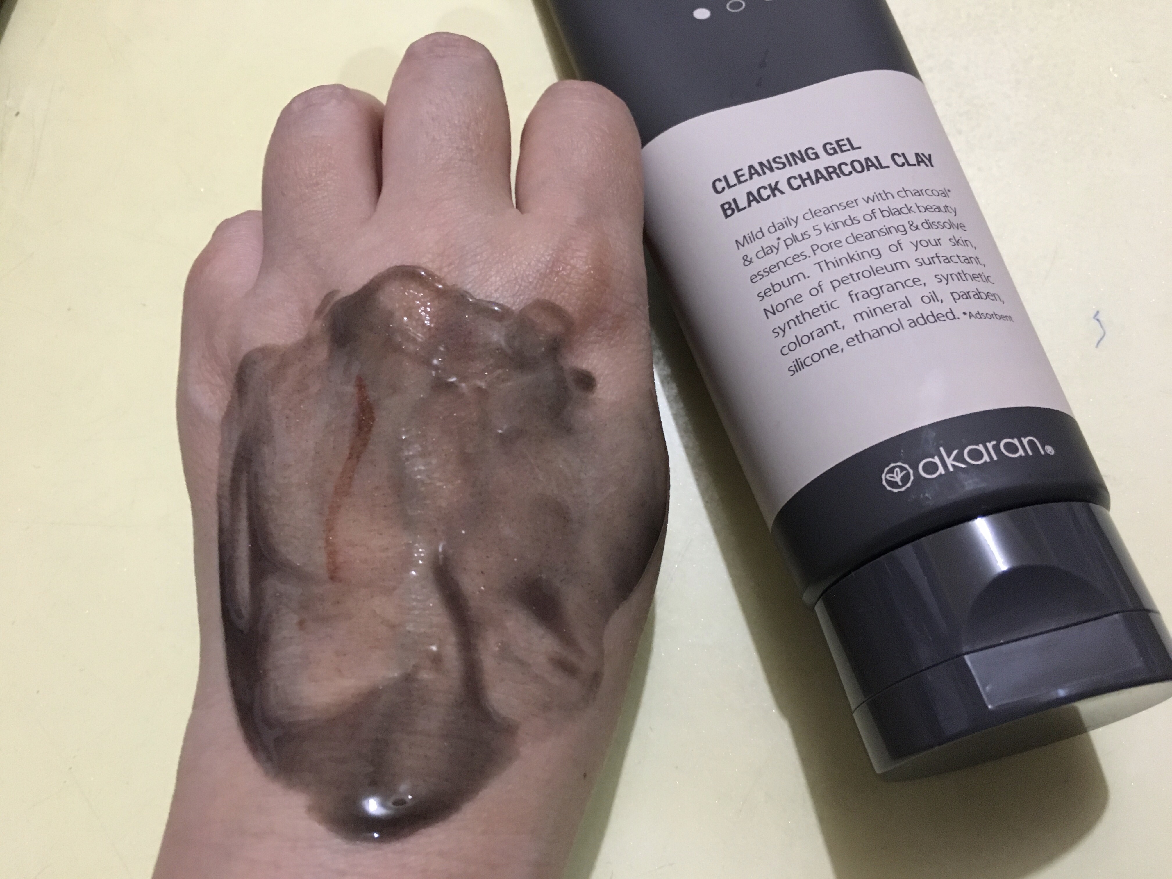 ブラックジェルクレンジング/.akaran/クレンジングジェルを使ったクチコミ（3枚目）