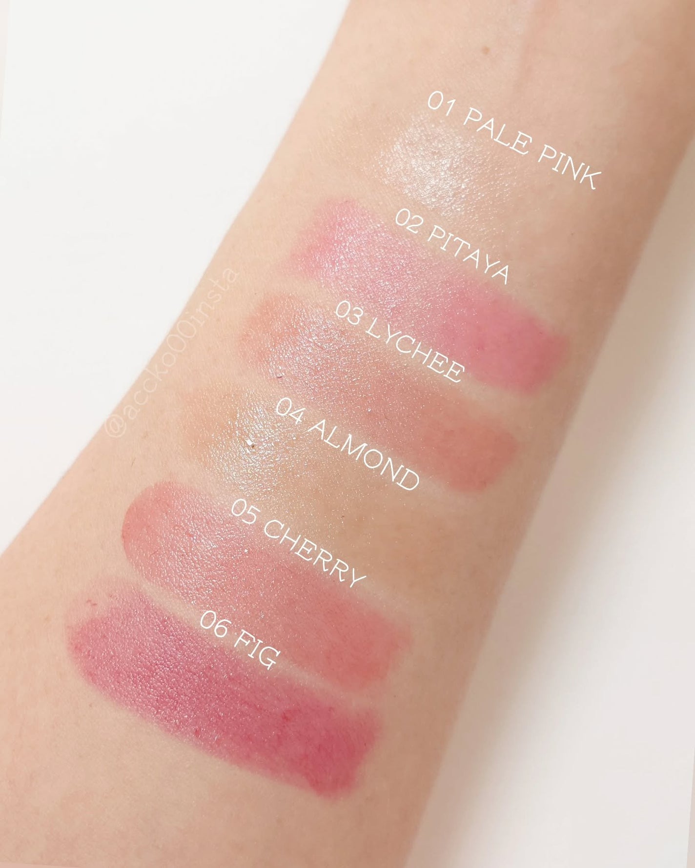 リップ オイル バーム/CLARINS/リップバームを使ったクチコミ(4枚目)