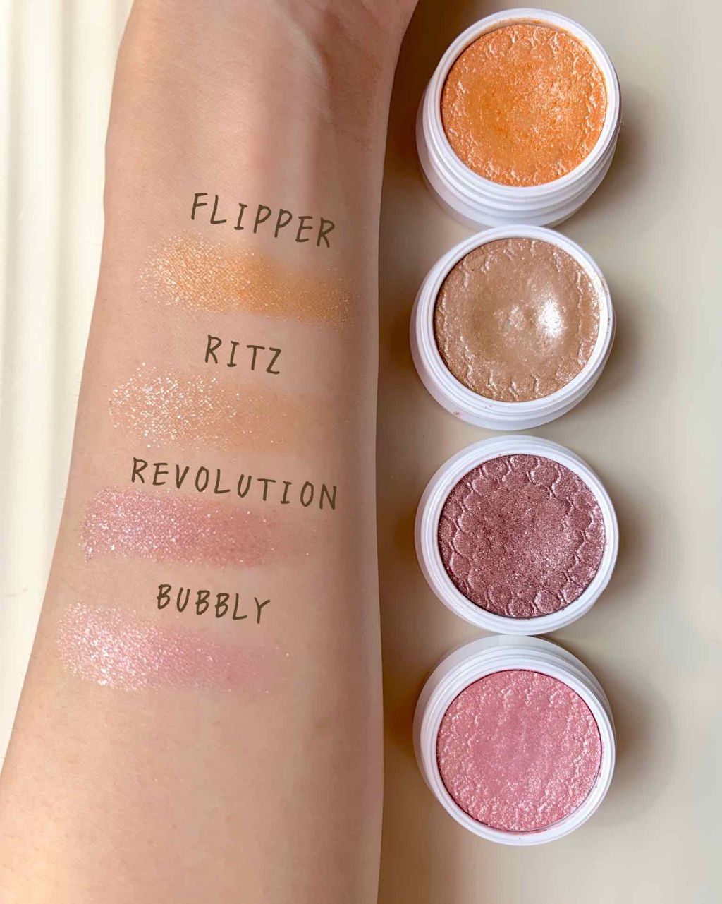 Super Shock Shadow/ColourPop/単色アイシャドウを使ったクチコミ（2枚目）