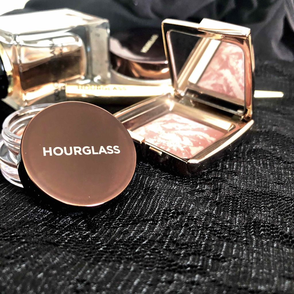 Confession Ultra Slim High Intensity Refillable Lipstick /HOURGLASS/口紅を使ったクチコミ（1枚目）