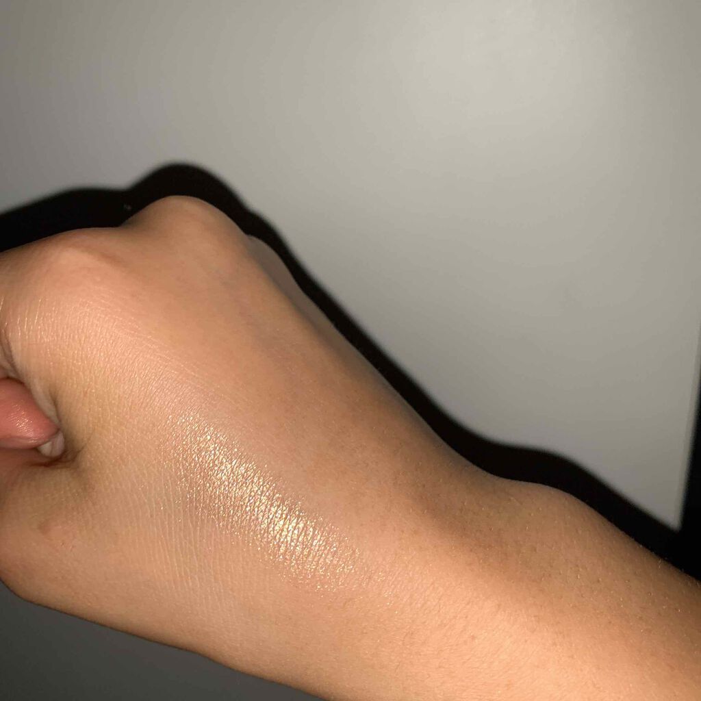 Baked Gelato Swirl Illuminator/LAURA GELLER/プレストパウダーを使ったクチコミ(3枚目)