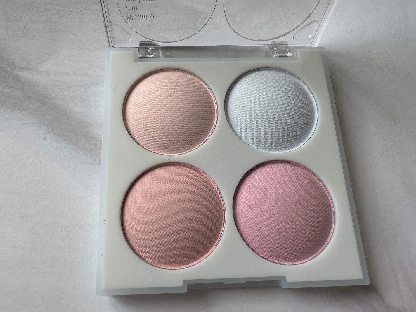 ブレンディングムードチーク/dasique/パウダーチークを使ったクチコミ(2枚目)