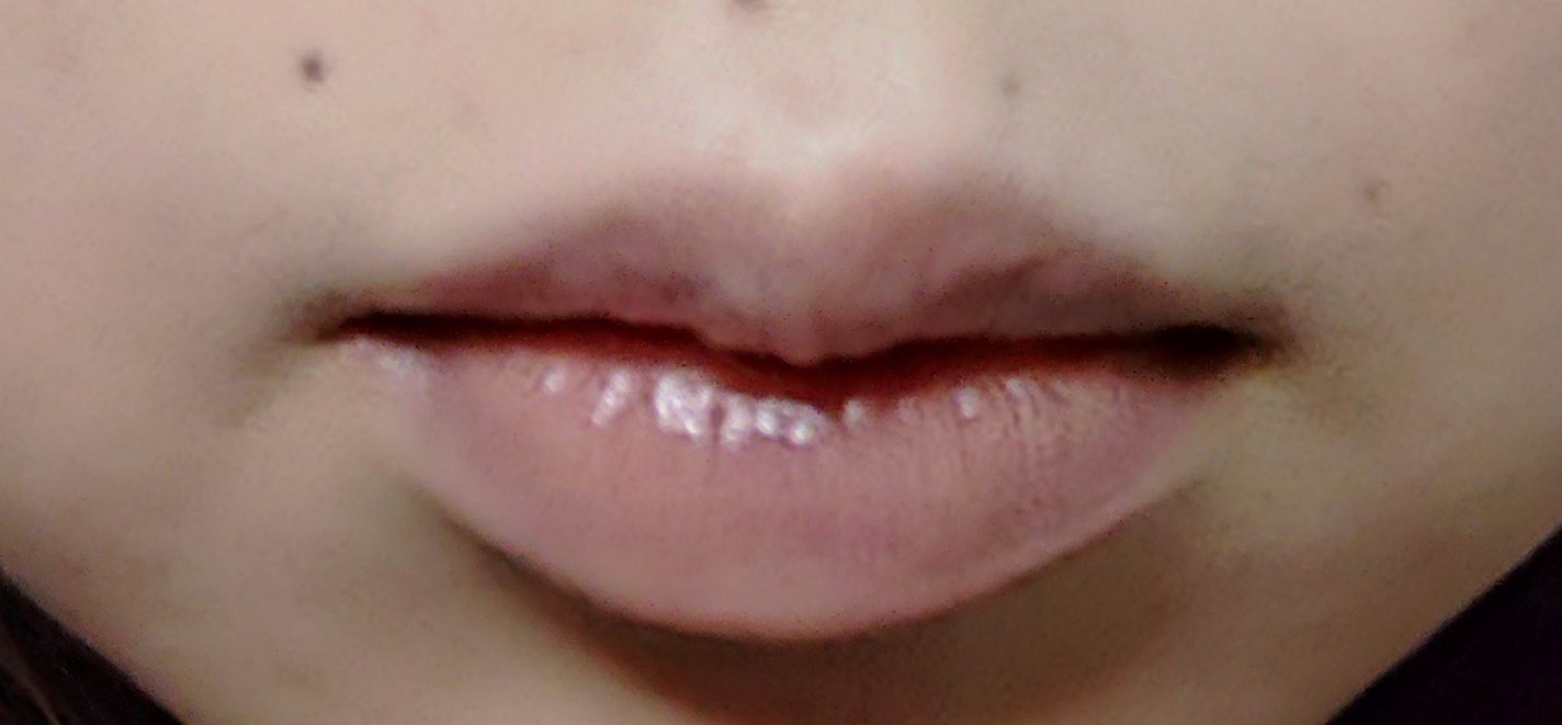 モイスチャー グレイズ リップスティック/SUQQU/口紅を使ったクチコミ(2枚目)