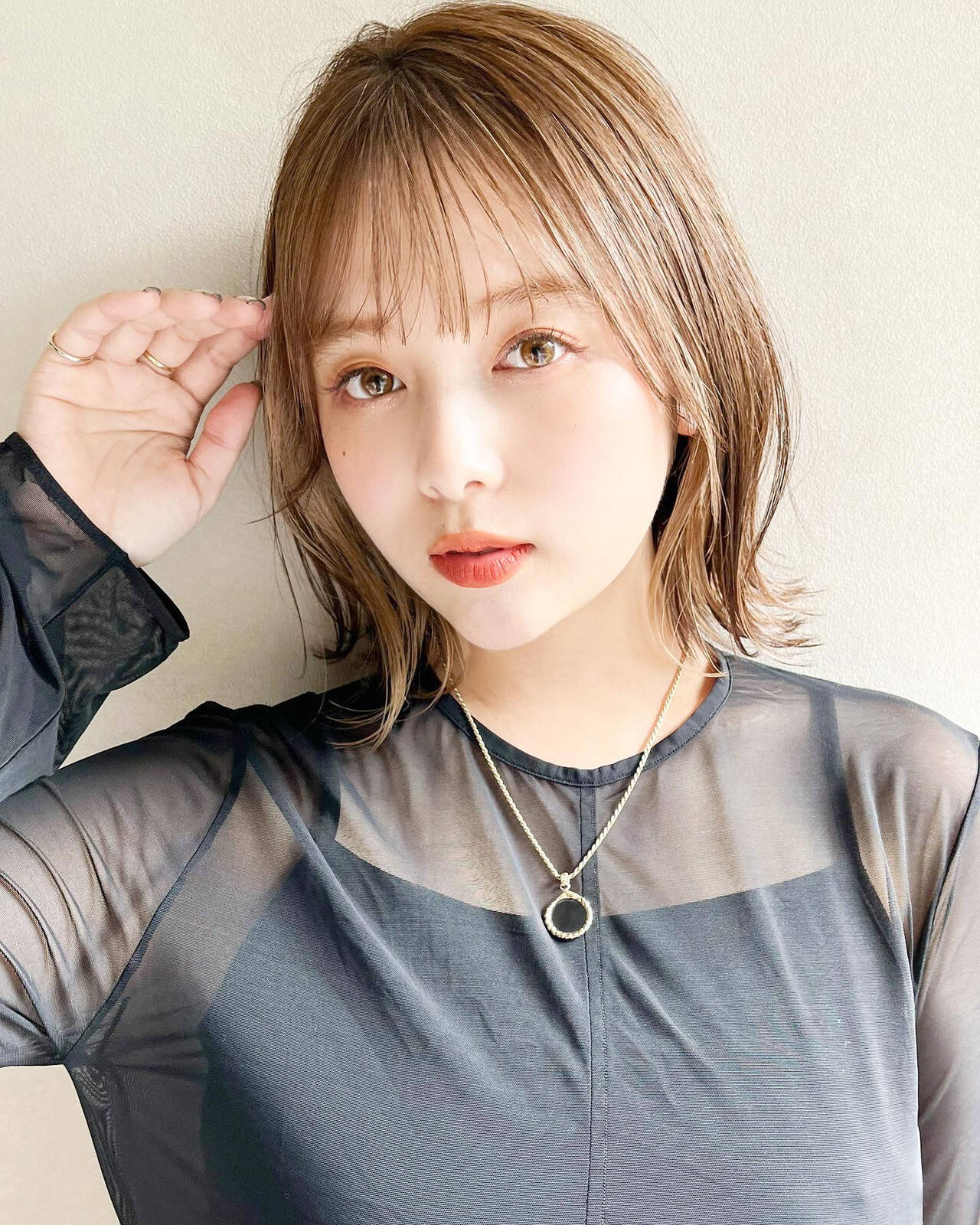 髪色&髪質どちらも諦めない。現役JDの"美髪ルーティーン"をウォッチ。のサムネイル