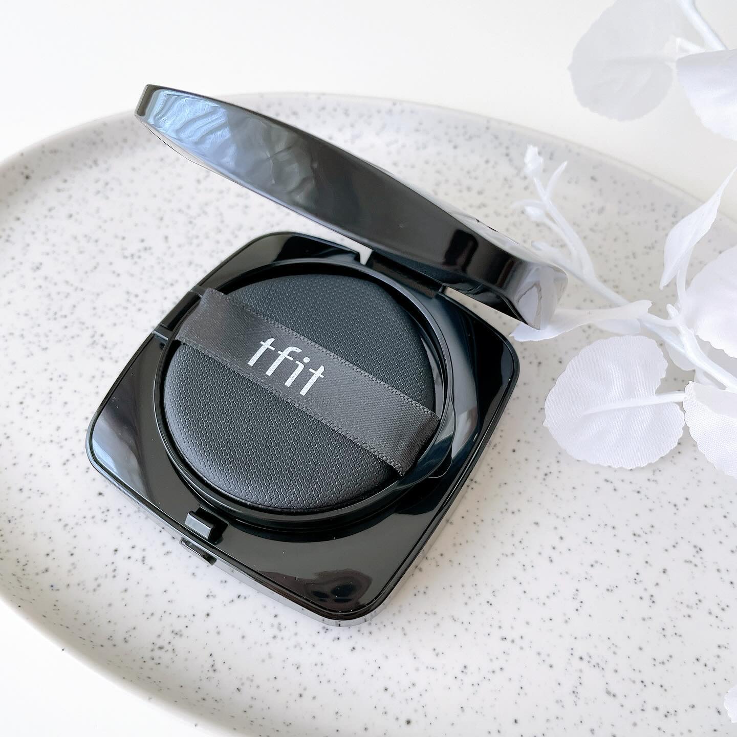 レイヤリングフィット グロークッションEX W01 バニラ(Vanilla)/TFIT/クッションファンデーションを使ったクチコミ（3枚目）