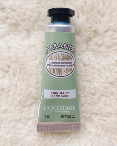 アマンドシェイプ スムースハンドクリーム(旧)/L'OCCITANE/ハンドクリームを使ったクチコミ（2枚目）