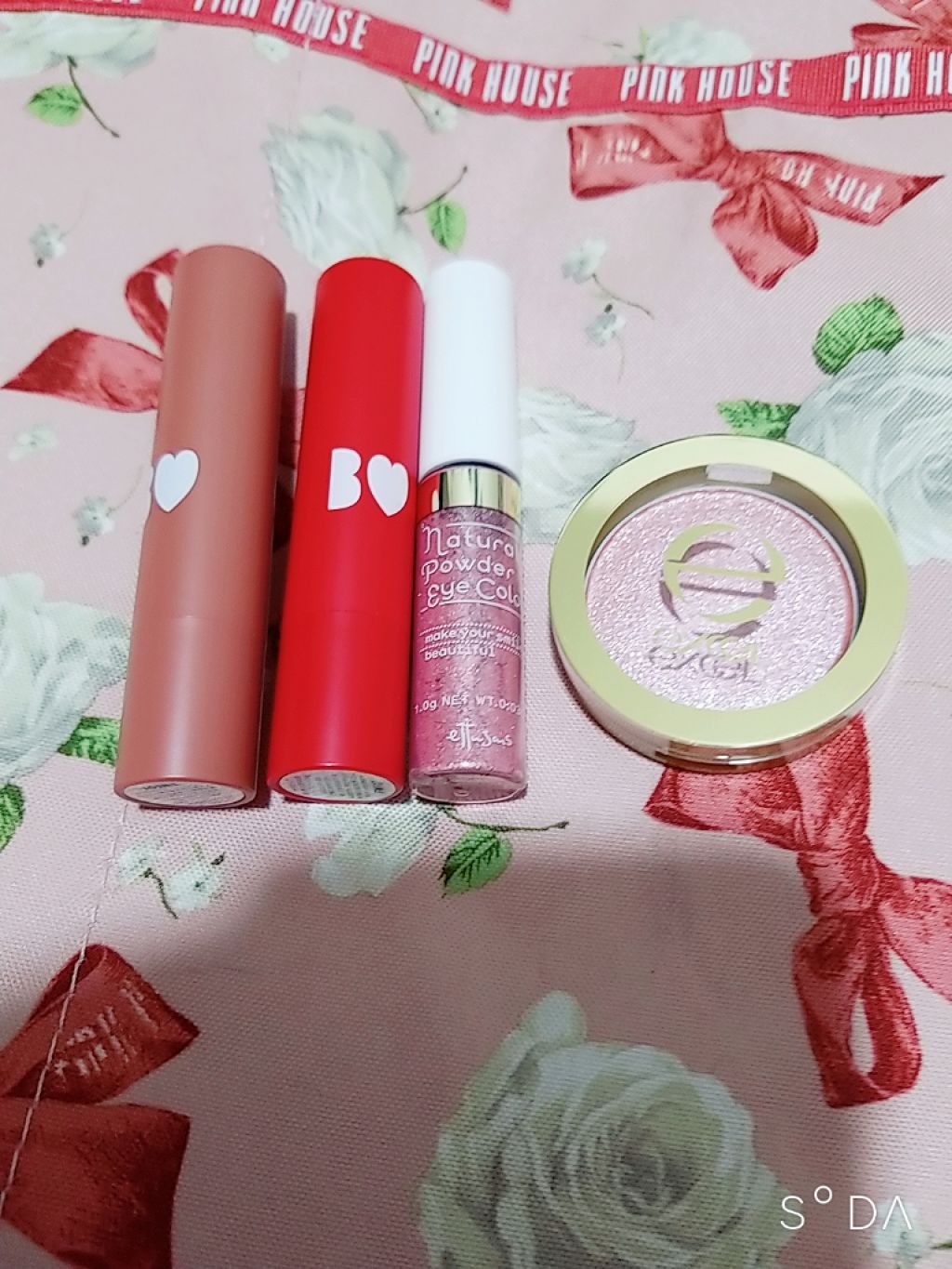 シャイニーシャドウ N/excel/単色アイシャドウを使ったクチコミ（1枚目）