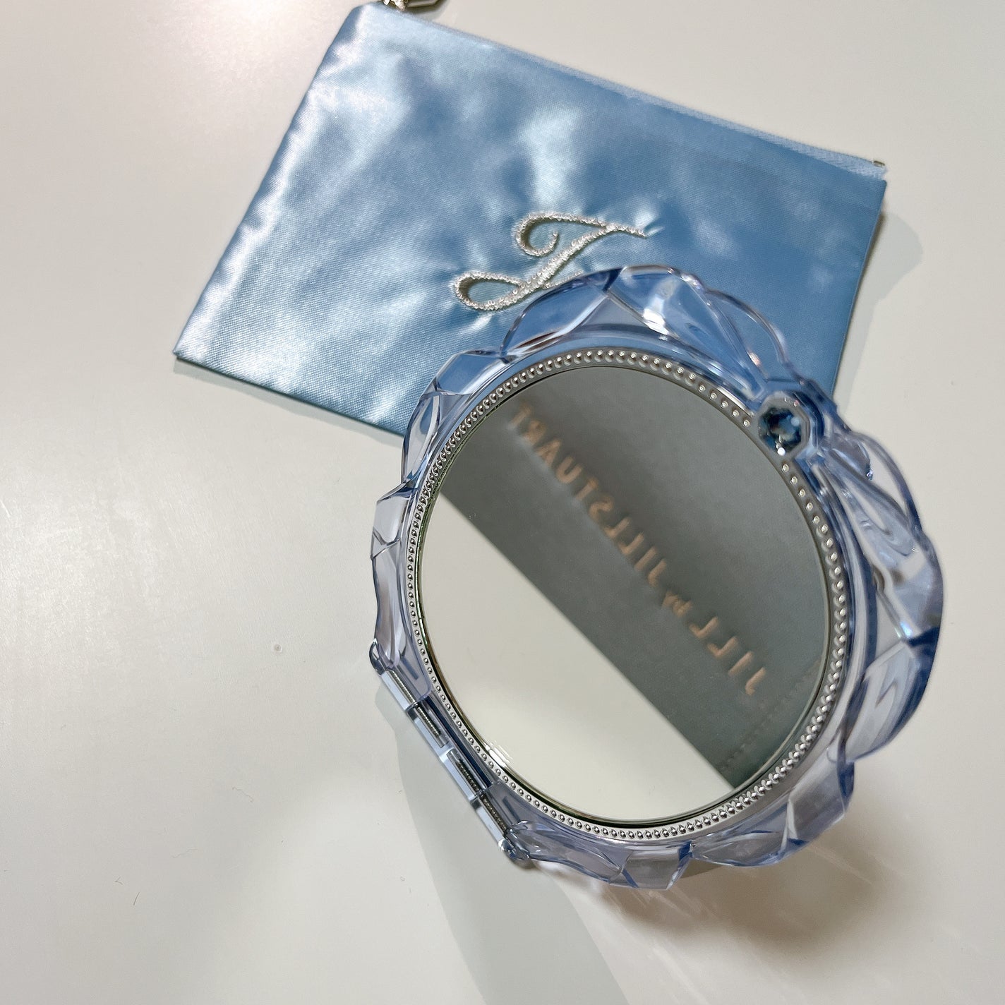 サムシングピュアブルー コンパクトミラー Ⅱ/JILL STUART/その他化粧小物を使ったクチコミ(4枚目)