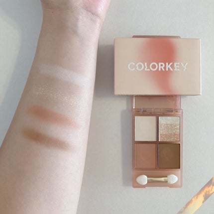 四色アイシャドウパレット/COLORKEY/アイシャドウパレットを使ったクチコミ(7枚目)