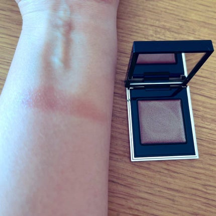 トーン タッチ アイズ/SUQQU/単色アイシャドウを使ったクチコミ(2枚目)