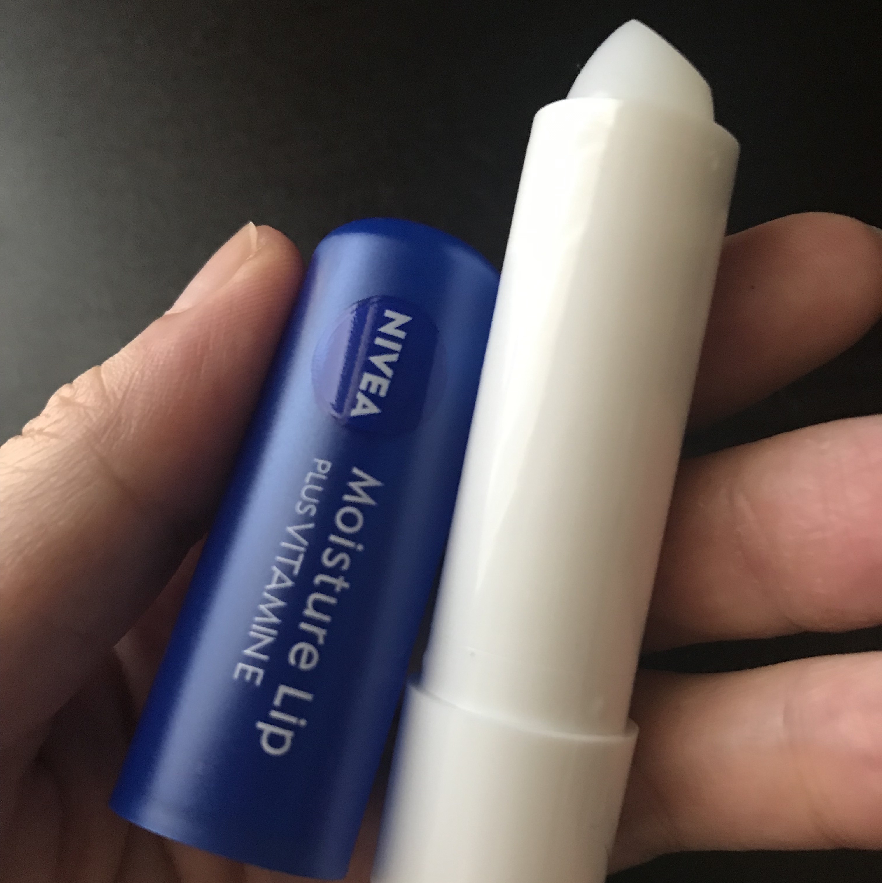 モイスチャーリップ ビタミンE/ニベア/リップクリームを使ったクチコミ（2枚目）