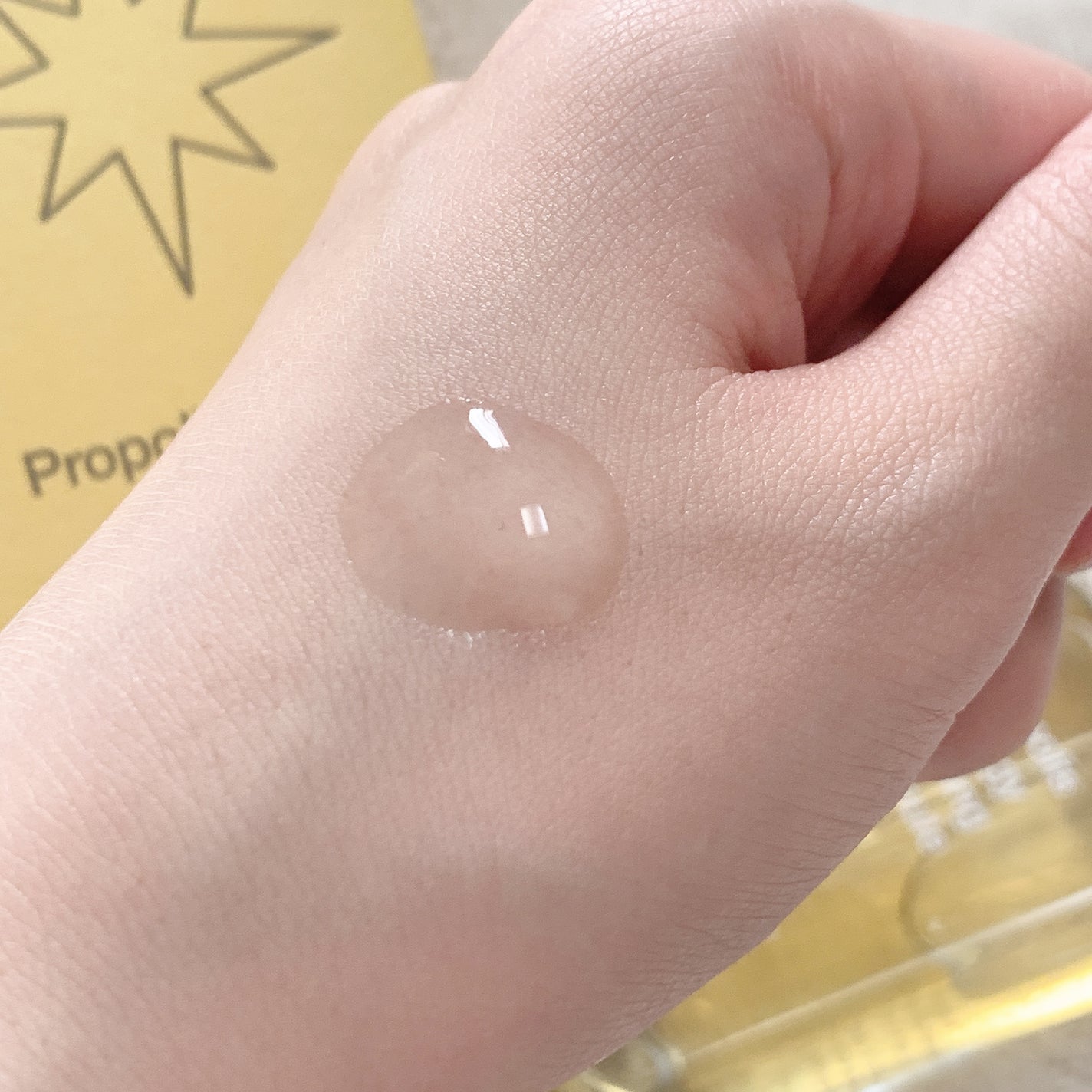 プロポリスエナジーカーミングアンプル/By Wishtrend/美容液を使ったクチコミ(2枚目)