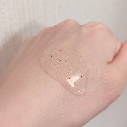スクラブボディウォッシュ フラワーマーケット ホワイトチューリップ/LUV SCENT/ボディスクラブを使ったクチコミ(3枚目)