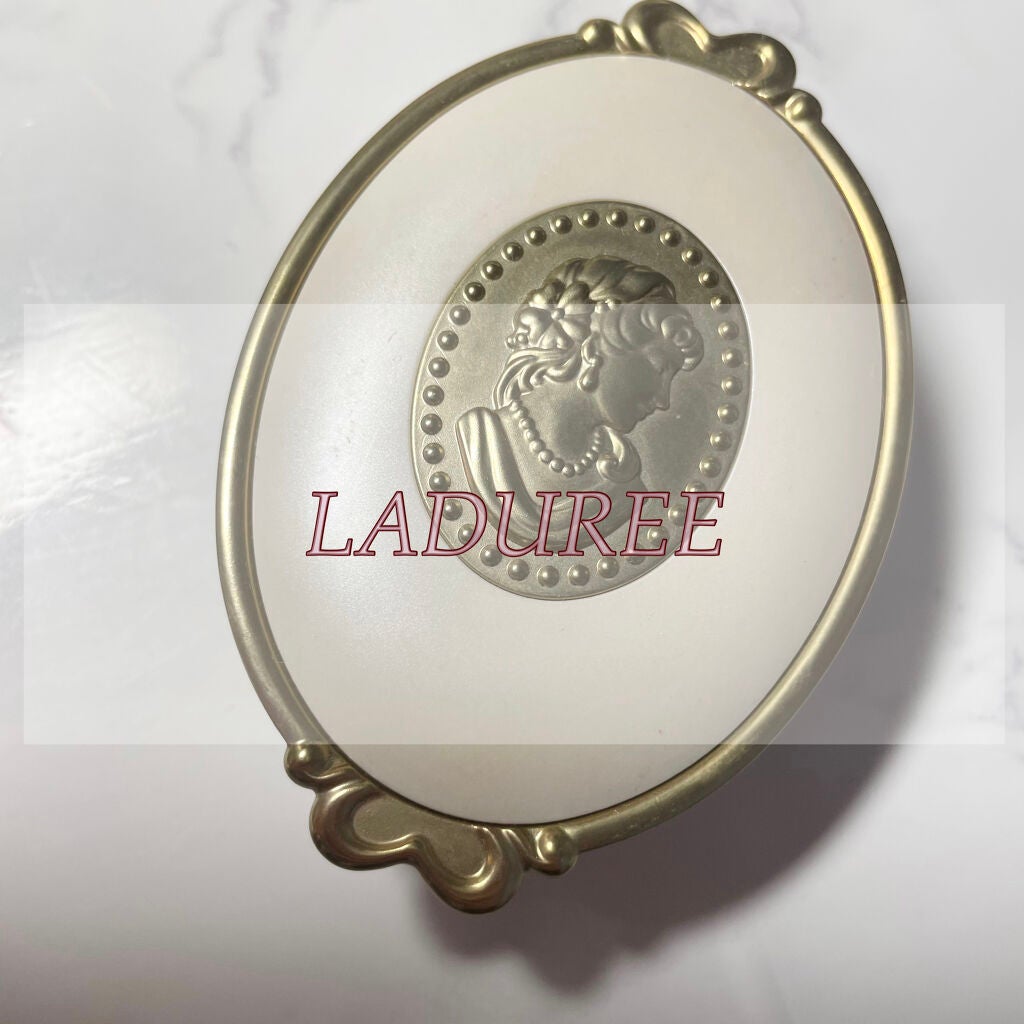 プレスト チークカラー N/レ・メルヴェイユーズ ラデュレ/パウダーチークを使ったクチコミ(1枚目)