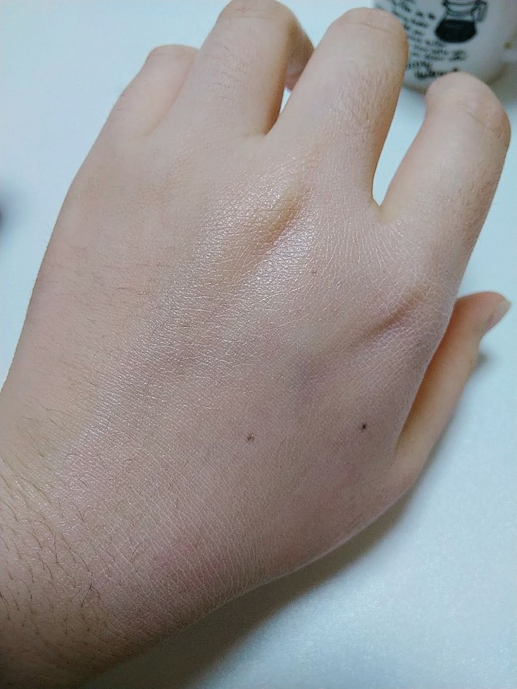 ma･mo･ru パーフェクトUVエッセンスファンデーション　ラベンダーカラー/AENA(アエナ)/化粧下地を使ったクチコミ（3枚目）