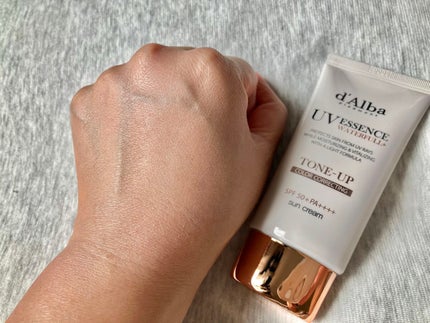 ウォータフルトーンアップサンクリーム/ダルバ/日焼け止めクリームを使ったクチコミ(3枚目)