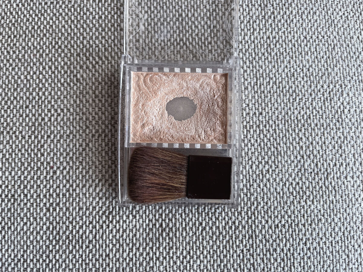 パールグロウハイライト/CEZANNE/パウダーハイライトを使ったクチコミ（2枚目）