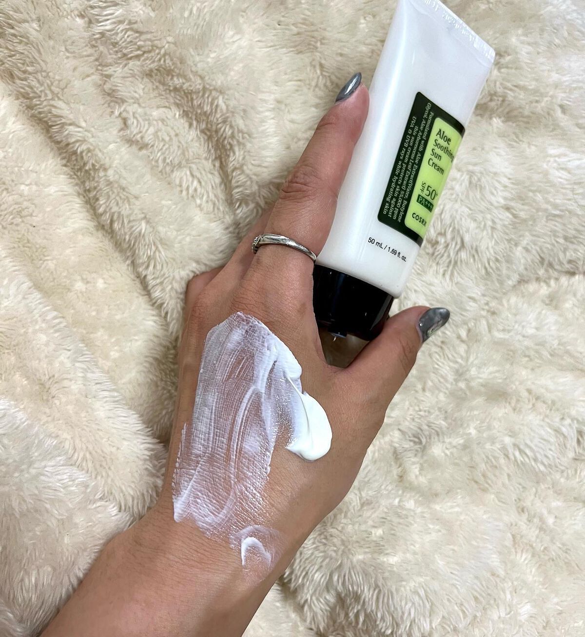 アロエスージングUVクリーム SPF50+ PA+++/COSRX/日焼け止めクリームを使ったクチコミ(4枚目)