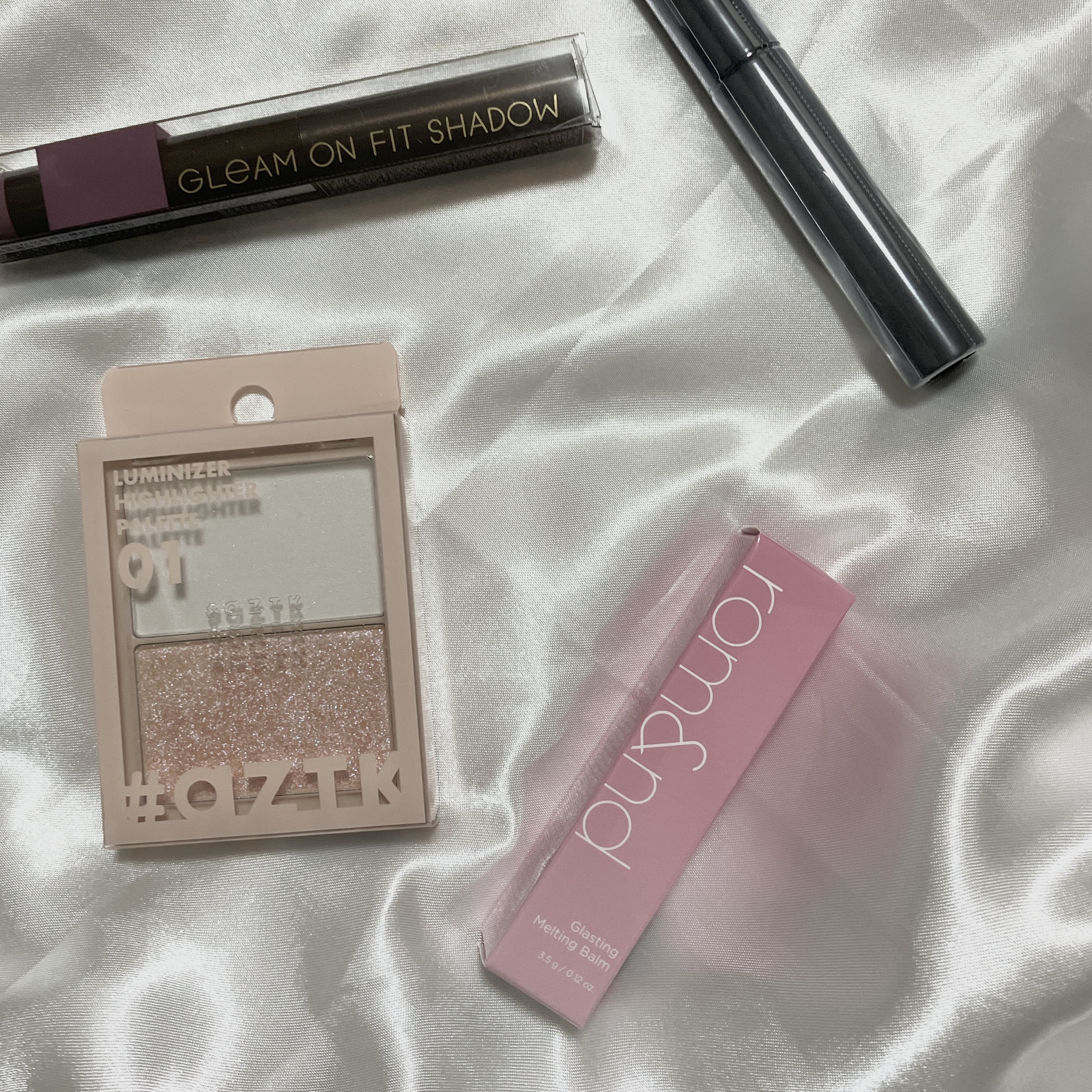 グリームオンフィットシャドウ/excel/スティックアイシャドウを使ったクチコミ（1枚目）