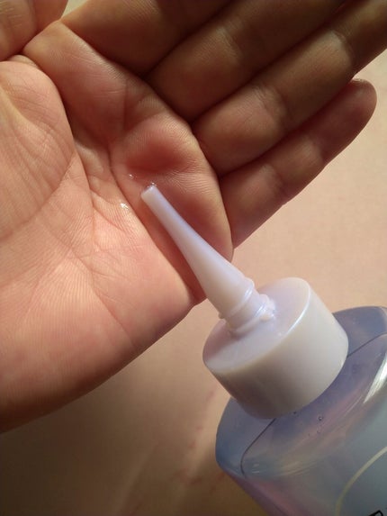 エッセンシャル プレミアム ウォータートリートメント ナチュラルモイスト/エッセンシャル/アウトバストリートメントを使ったクチコミ(3枚目)