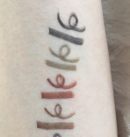 「密着アイライナー」クリームペンシル/デジャヴュ/ペンシルアイライナーを使ったクチコミ(4枚目)