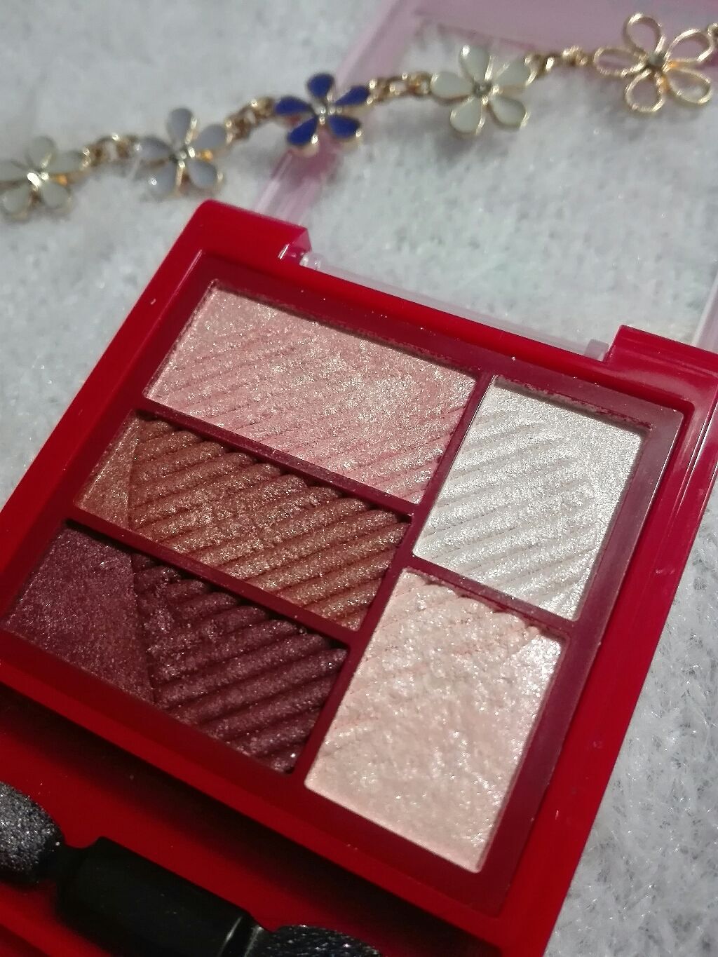 インテグレート トリプルレシピアイズのクチコミ「RS 705　使用


全体的に赤みがかったパレットになっています🎵

私は左の上2色が大好き.....」（2枚目）