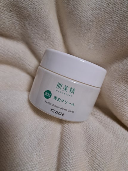 さっちゃんのクチコミ「肌美精 大人のニキビ対策 薬用美白クリーム
ジェル状のクリームでした。
さっぱりした使い心地.....」(2枚目)