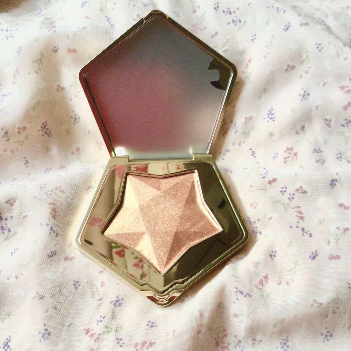 スターダストダイヤモンドハイライトパウダー/PERFECT DIARY/パウダーハイライトを使ったクチコミ(2枚目)