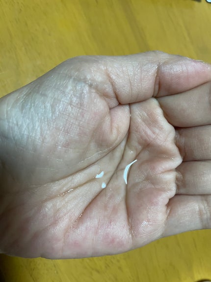 エッセンシャル プレミアム ウォータートリートメント EXスムース/エッセンシャル/アウトバストリートメントを使ったクチコミ(4枚目)