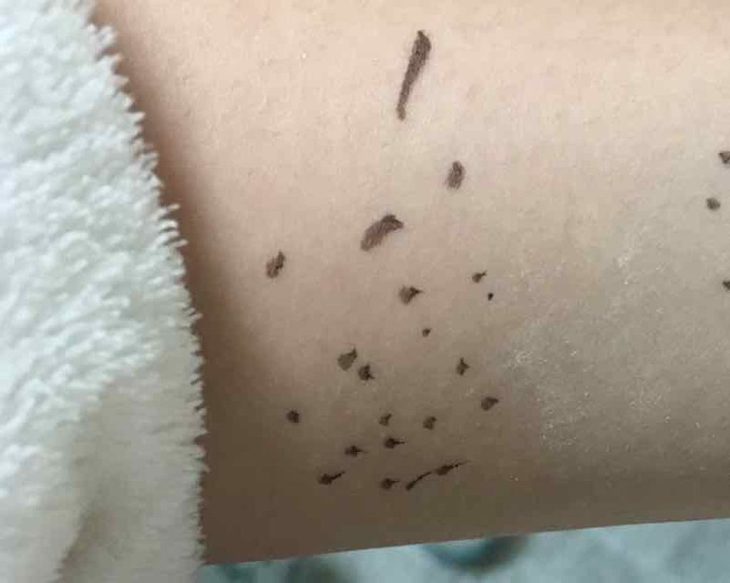 フェイクヌードクリーム/素肌記念日/クリーム・エマルジョンファンデーションを使ったクチコミ(2枚目)