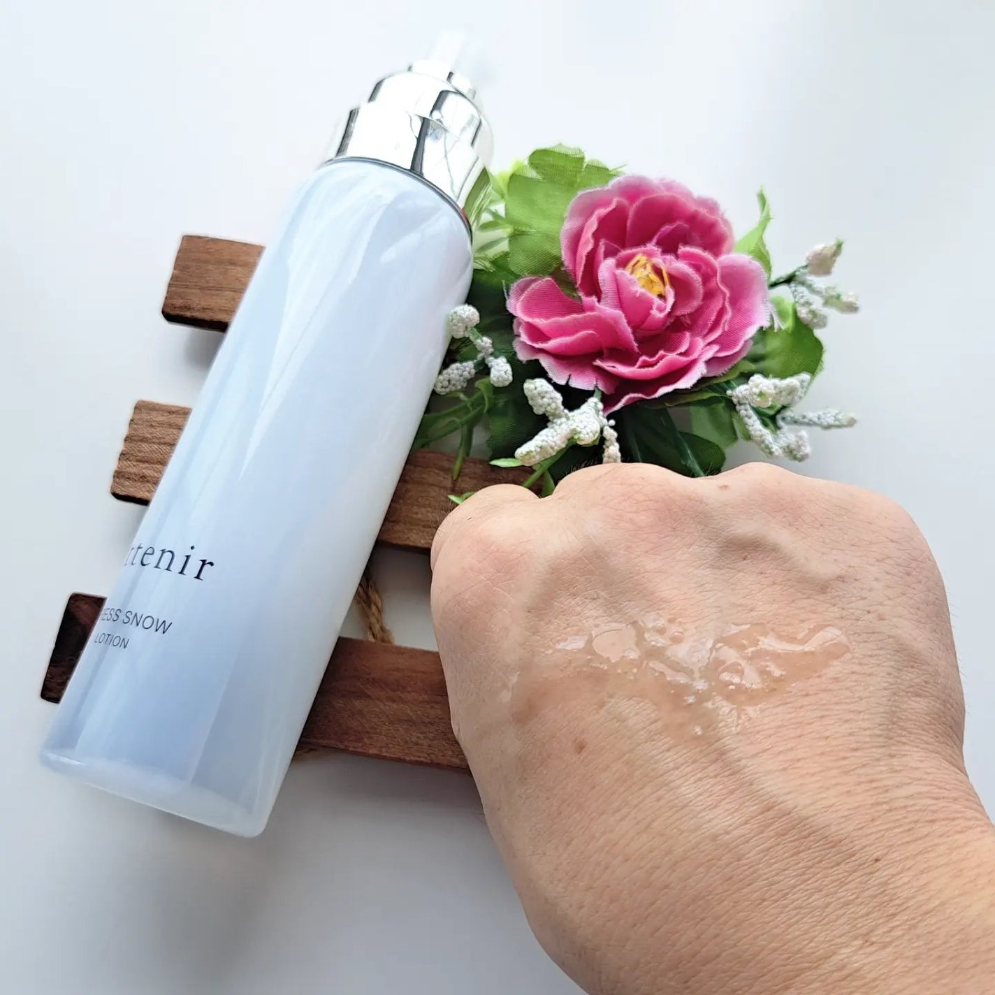 ドレススノー ローション【医薬部外品】 /アテニア/化粧水を使ったクチコミ(4枚目)