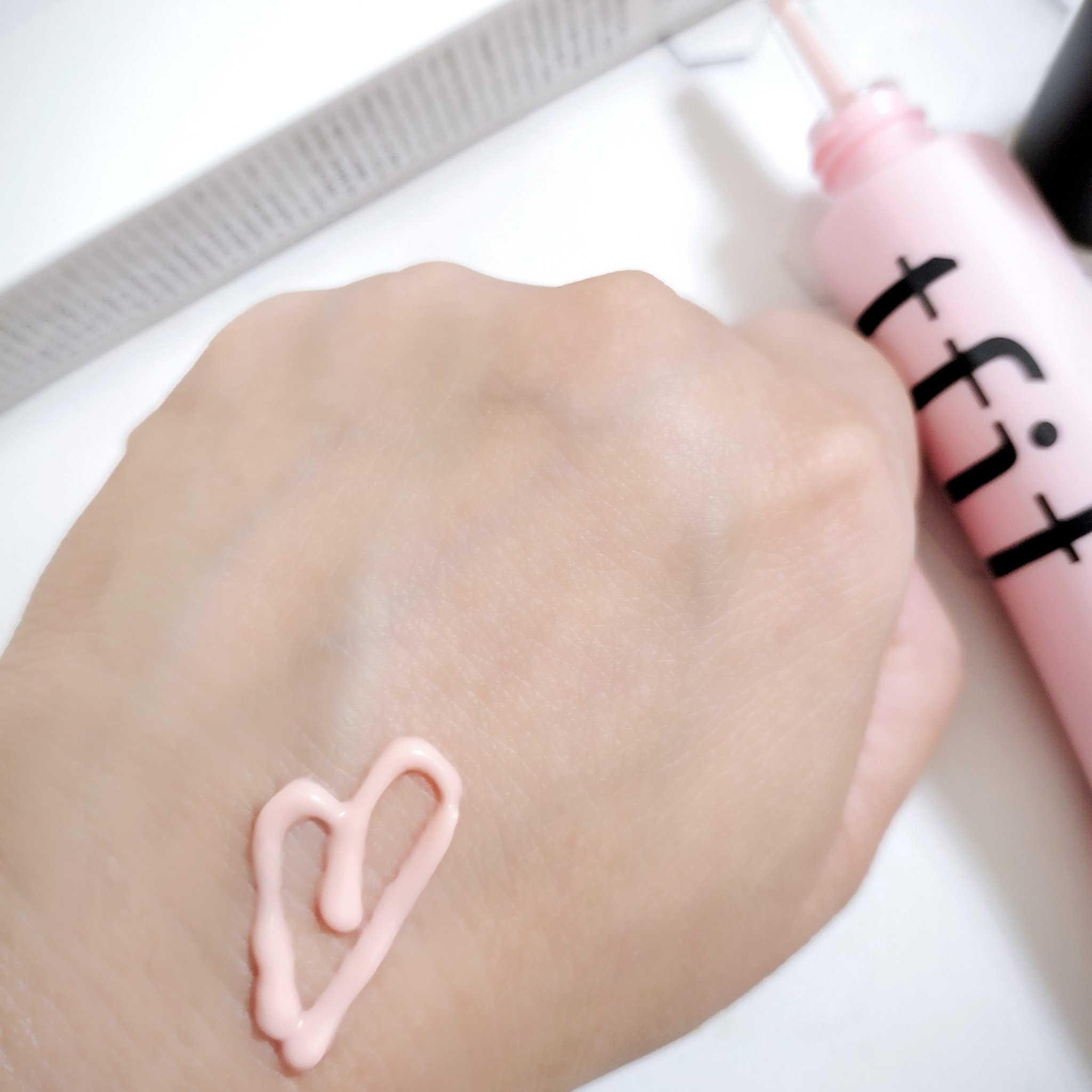 デリケートシルクベールアートプライマー/TFIT/化粧下地を使ったクチコミ（2枚目）