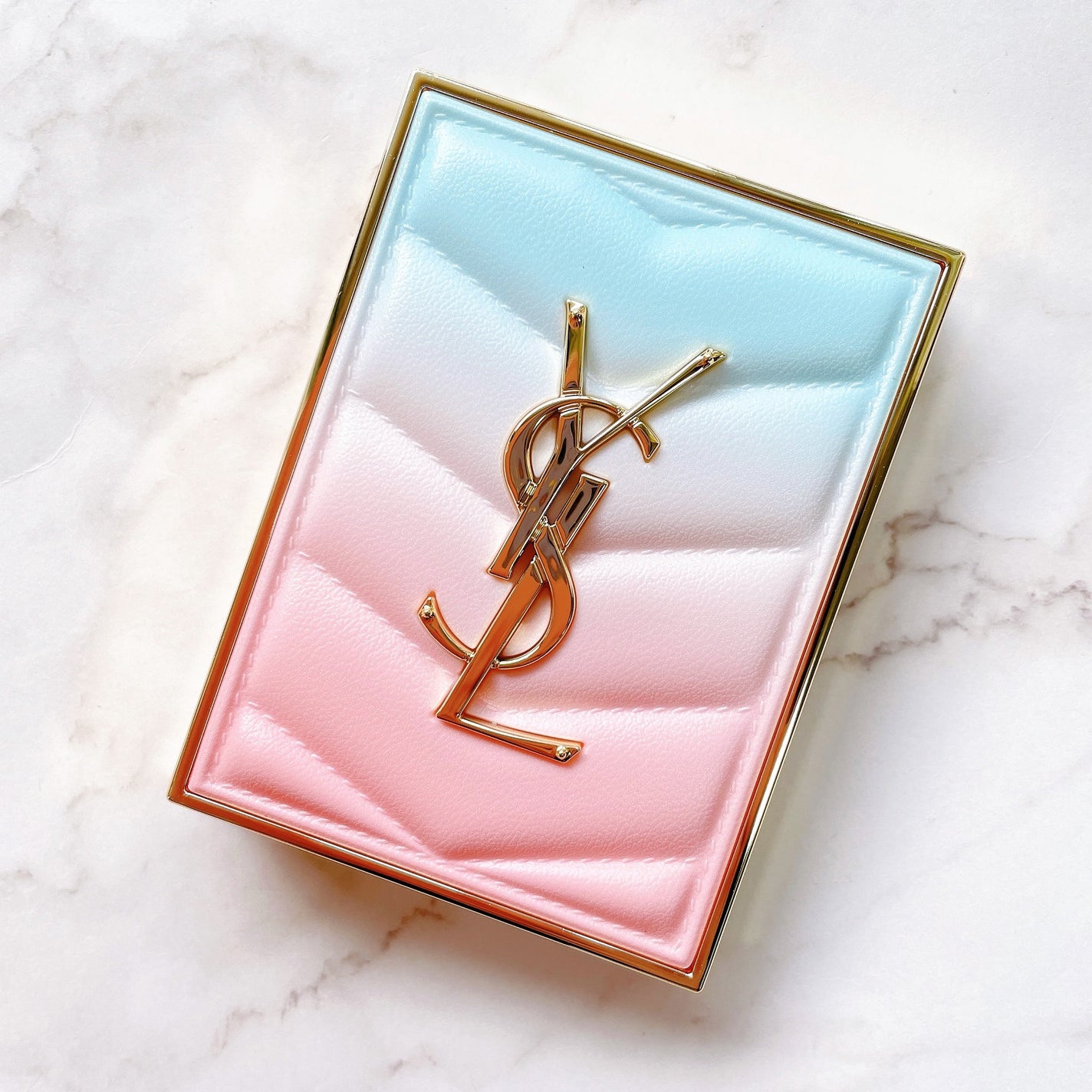 クチュール ミニ クラッチ/YVES SAINT LAURENT BEAUTE/アイシャドウパレットを使ったクチコミ(1枚目)