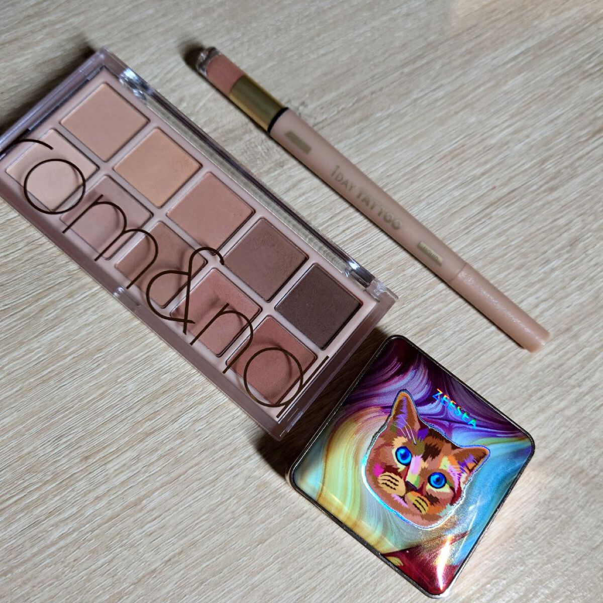 マルチブルーミングアイズ/K-パレット/スティックアイシャドウを使ったクチコミ（1枚目）