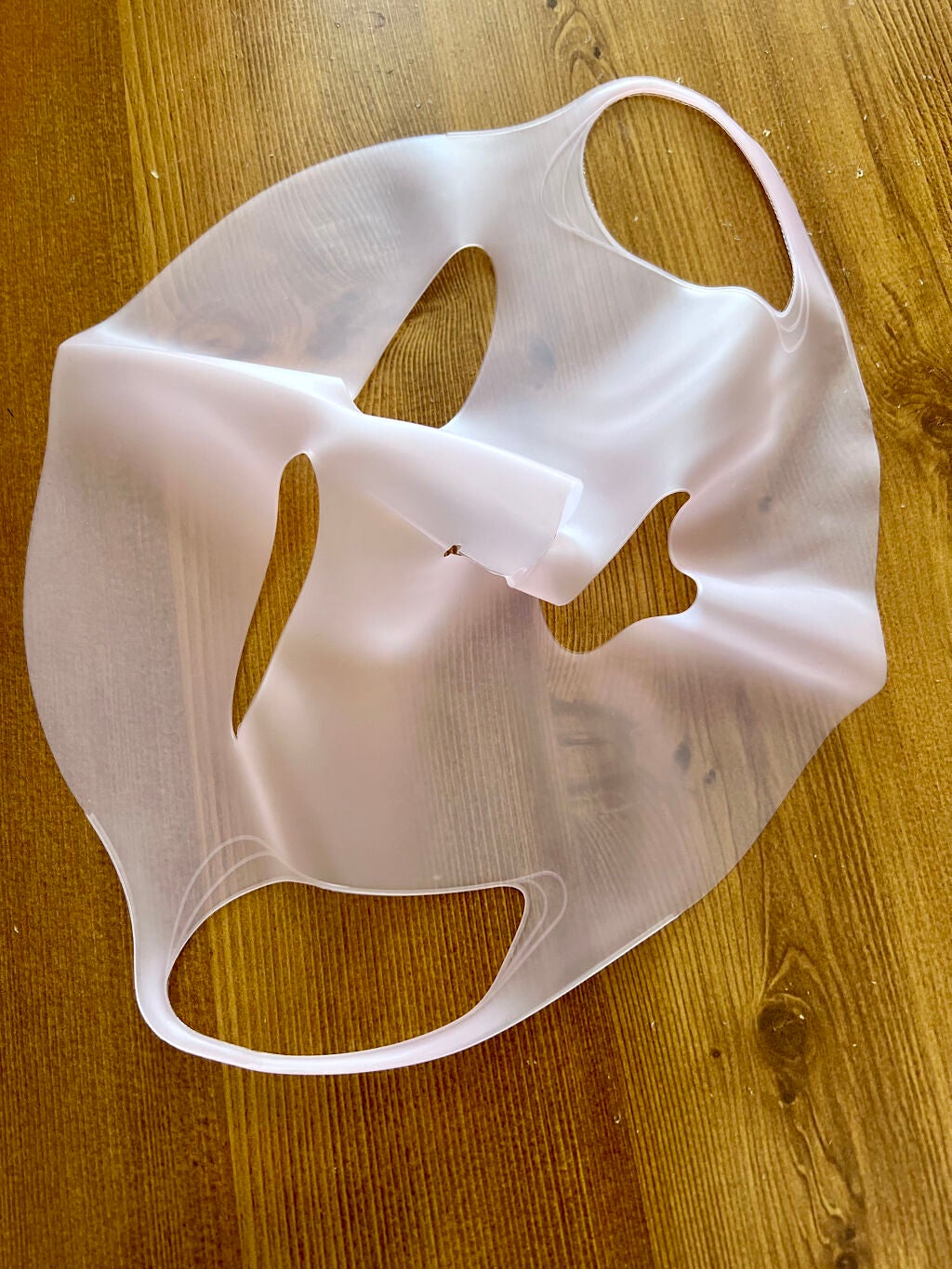 シリコーン潤マスク 3D/DAISO/その他スキンケアグッズを使ったクチコミ(4枚目)