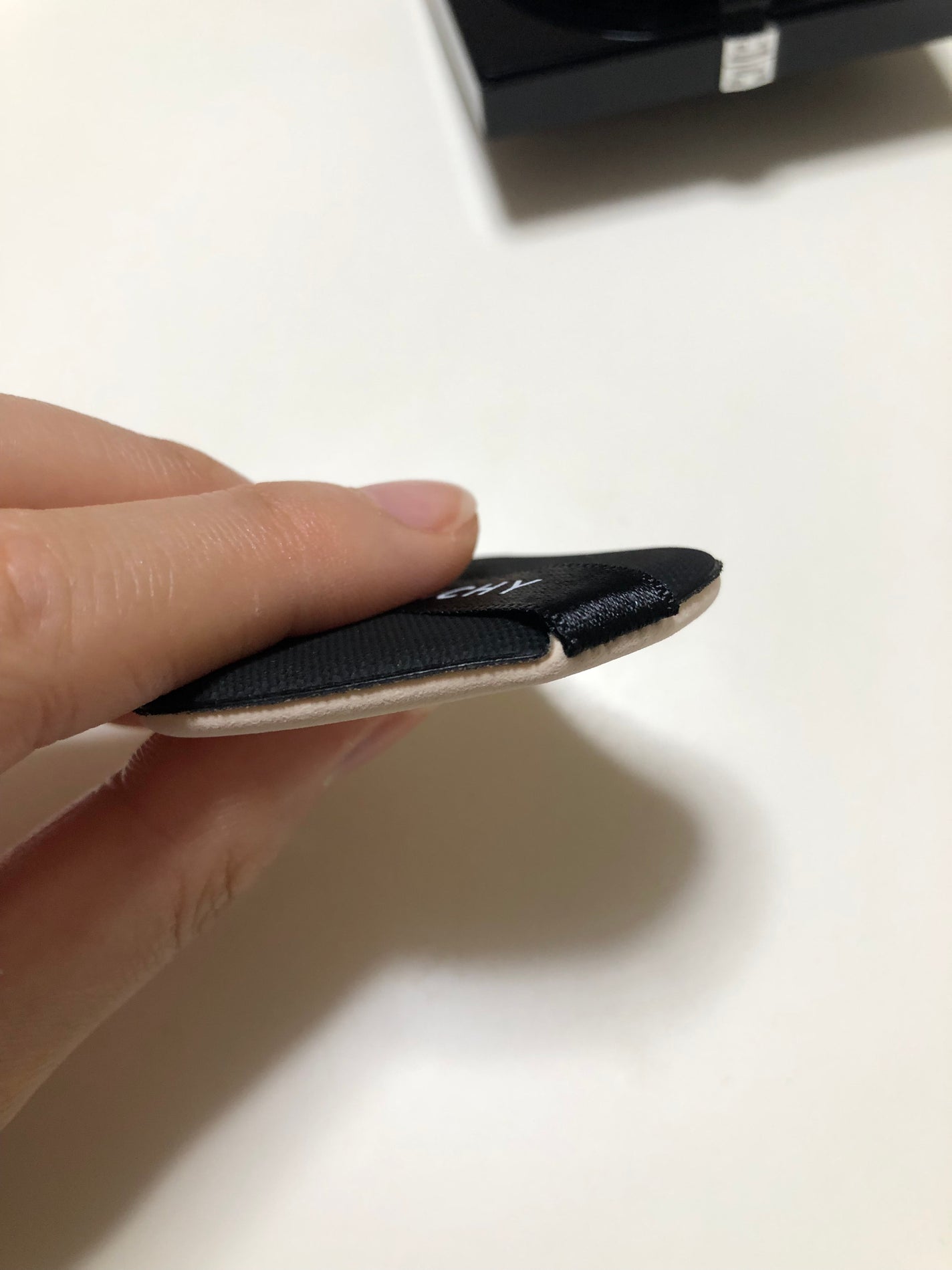 プリズム・リーブル・スキンケアリング・グロウ・クッション/GIVENCHY/クッションファンデーションを使ったクチコミ(5枚目)