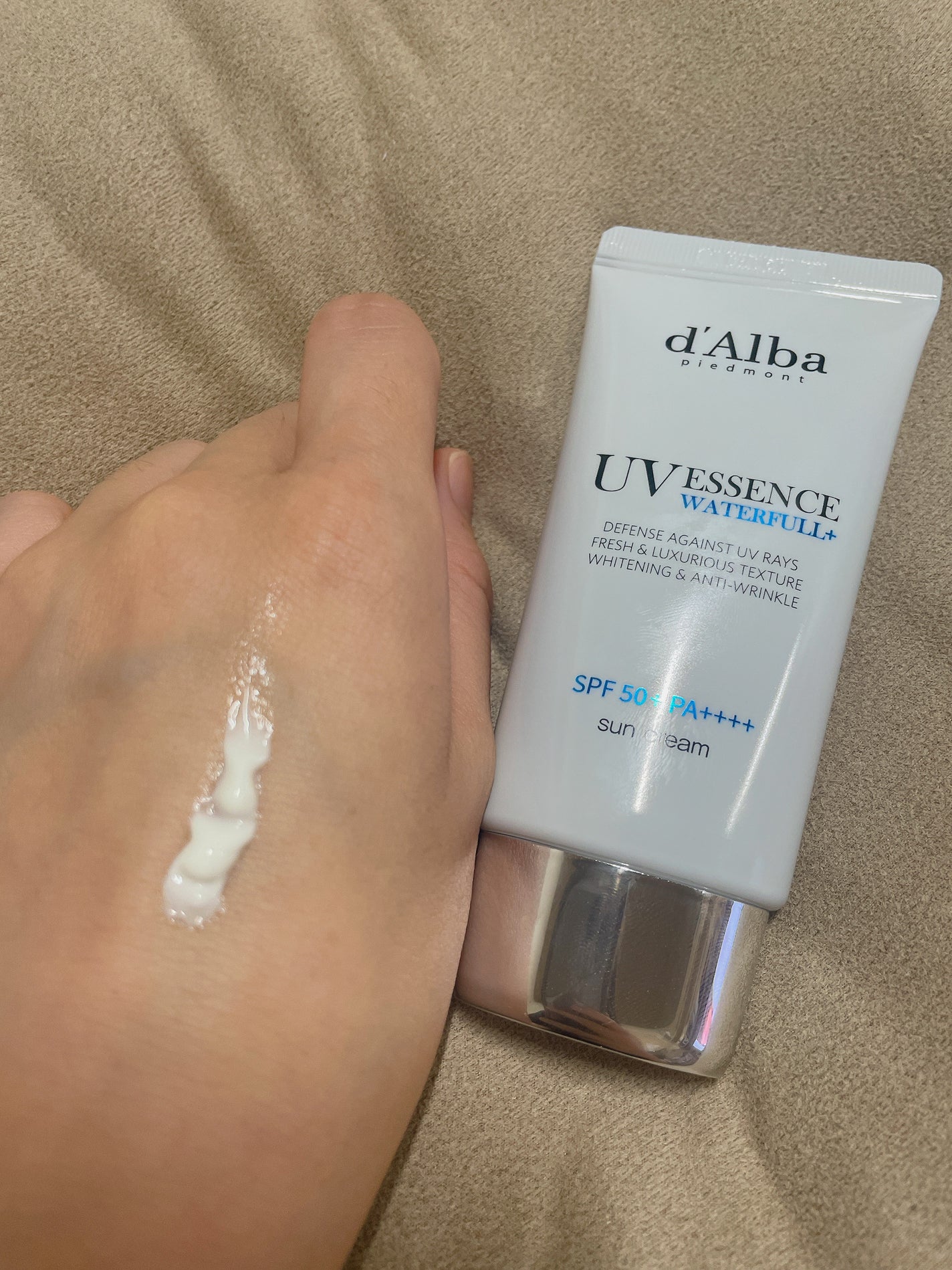 ダルバ ウォータフル エッセンス サンクリーム/ダルバ/日焼け止めクリームを使ったクチコミ(3枚目)