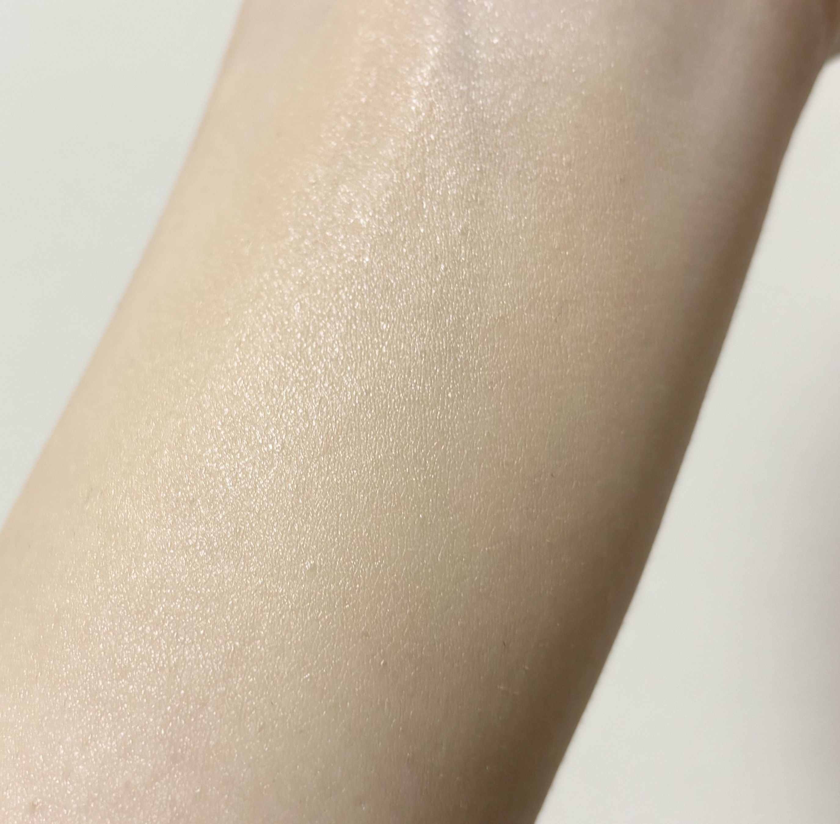 ダルバ ホワイトトリュフファーストスプレーセラム/ダルバ/ミスト状化粧水を使ったクチコミ（3枚目）