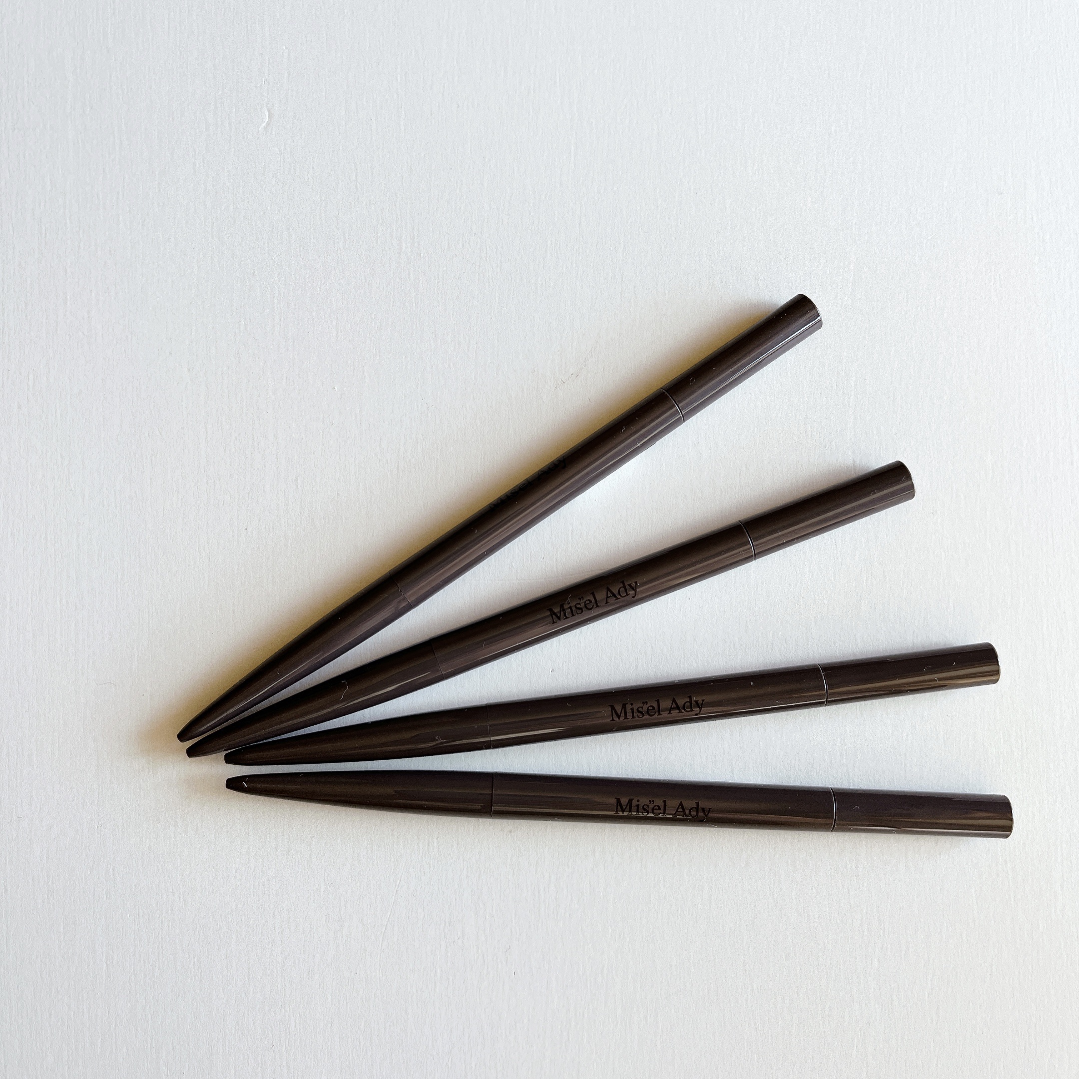 パウダリーアイブロウペンシル スリム/ミゼルエディ/アイブロウペンシルを使ったクチコミ（1枚目）