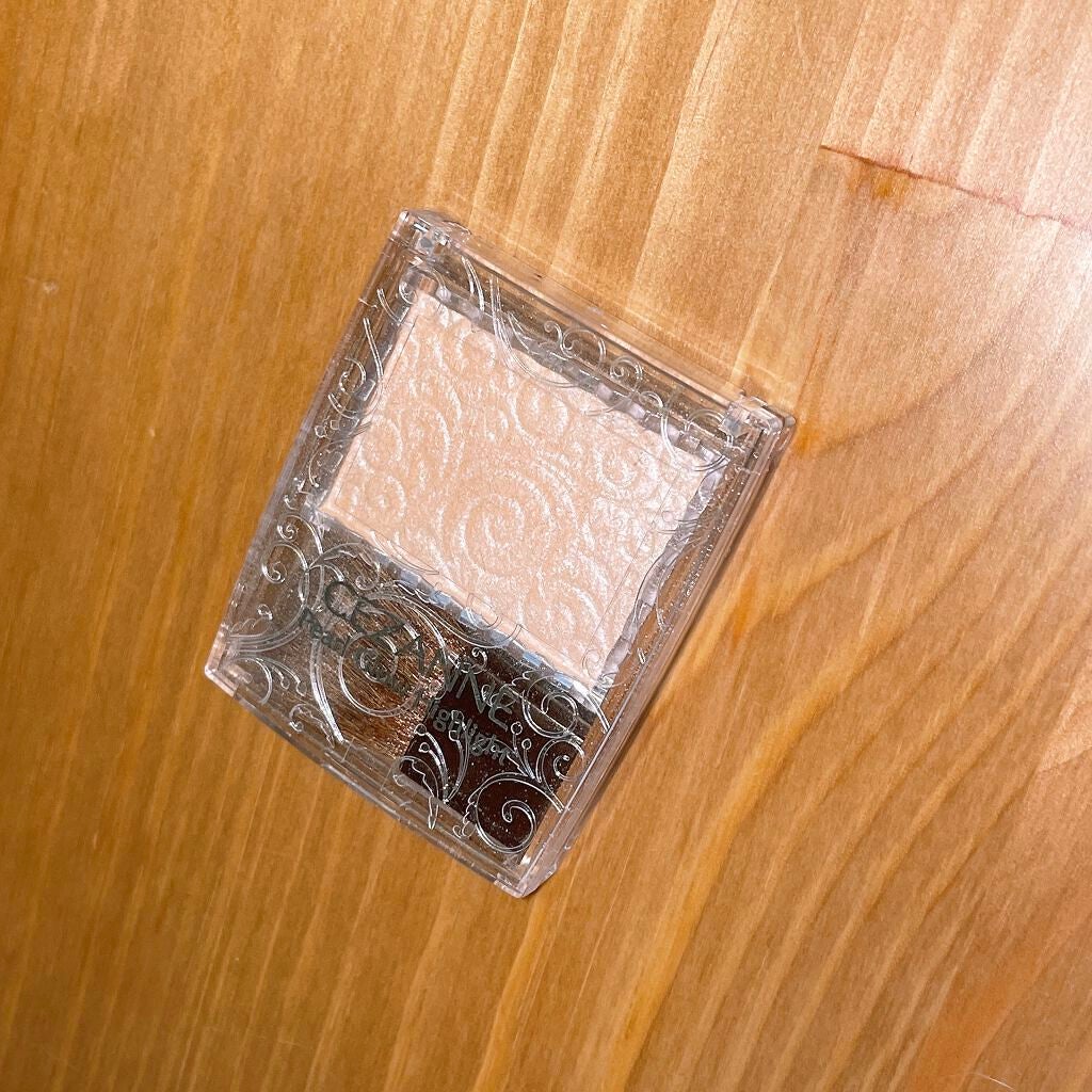 パールグロウハイライト/CEZANNE/パウダーハイライトを使ったクチコミ(1枚目)