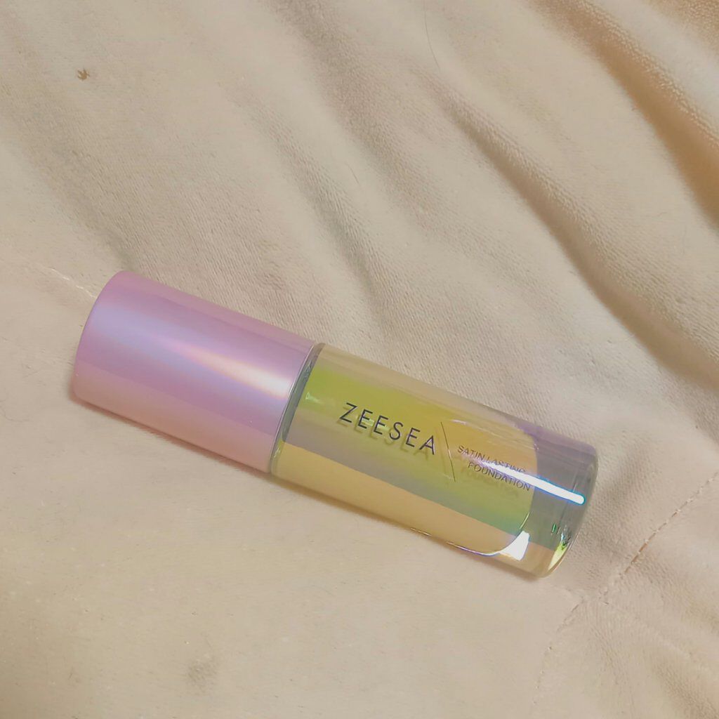 サテンラスティングファンデーション OC01 ライトイエローベージュ/ZEESEA/リキッドファンデーションを使ったクチコミ（1枚目）
