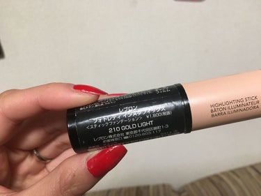 REVLON フォトレディ インスタフィックスのクチコミ「REVLON❤️スティックファンデーション

レブロン
フォトレディ インスタフィックス
21.....」（2枚目）