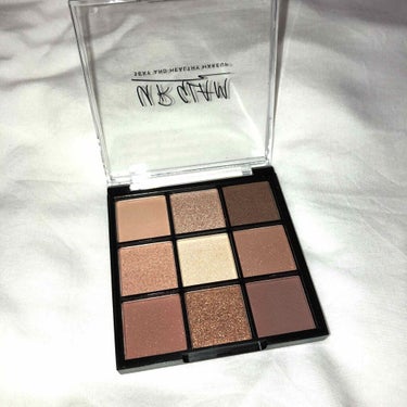 UR GLAM　BLOOMING EYE COLOR PALETTE/U R GLAM/アイシャドウパレットを使ったクチコミ（2枚目）