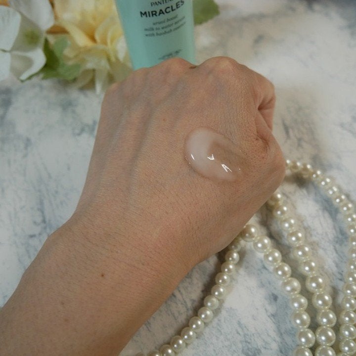 ミラクルズ うるおいブーストミルクウォーターセラム/パンテーン/アウトバストリートメントを使ったクチコミ(4枚目)
