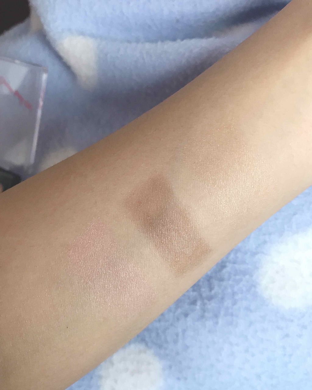 ST 3CアイシャドウE/キャンドゥ/アイシャドウパレットを使ったクチコミ(3枚目)